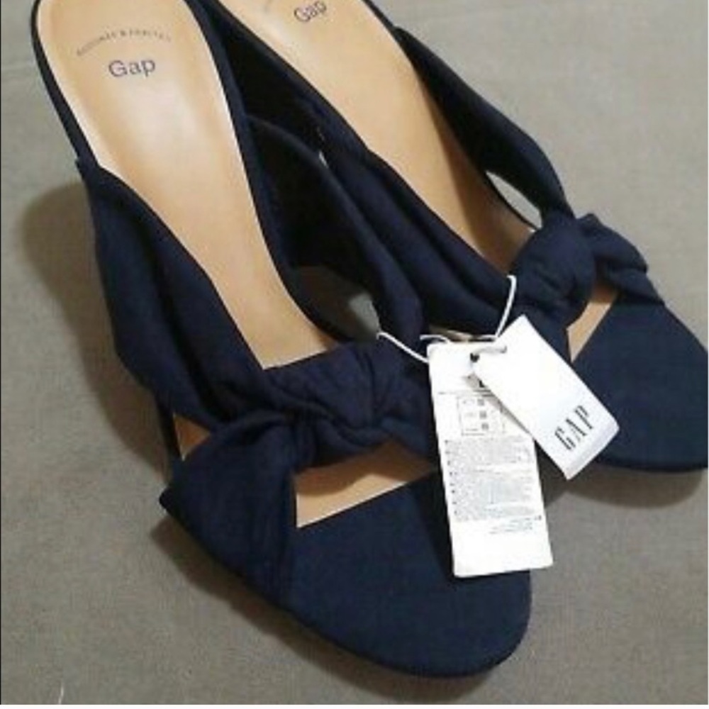 Women’s Navy Sueded Gap Mules Size 9-EUC - Picture 2 of 3